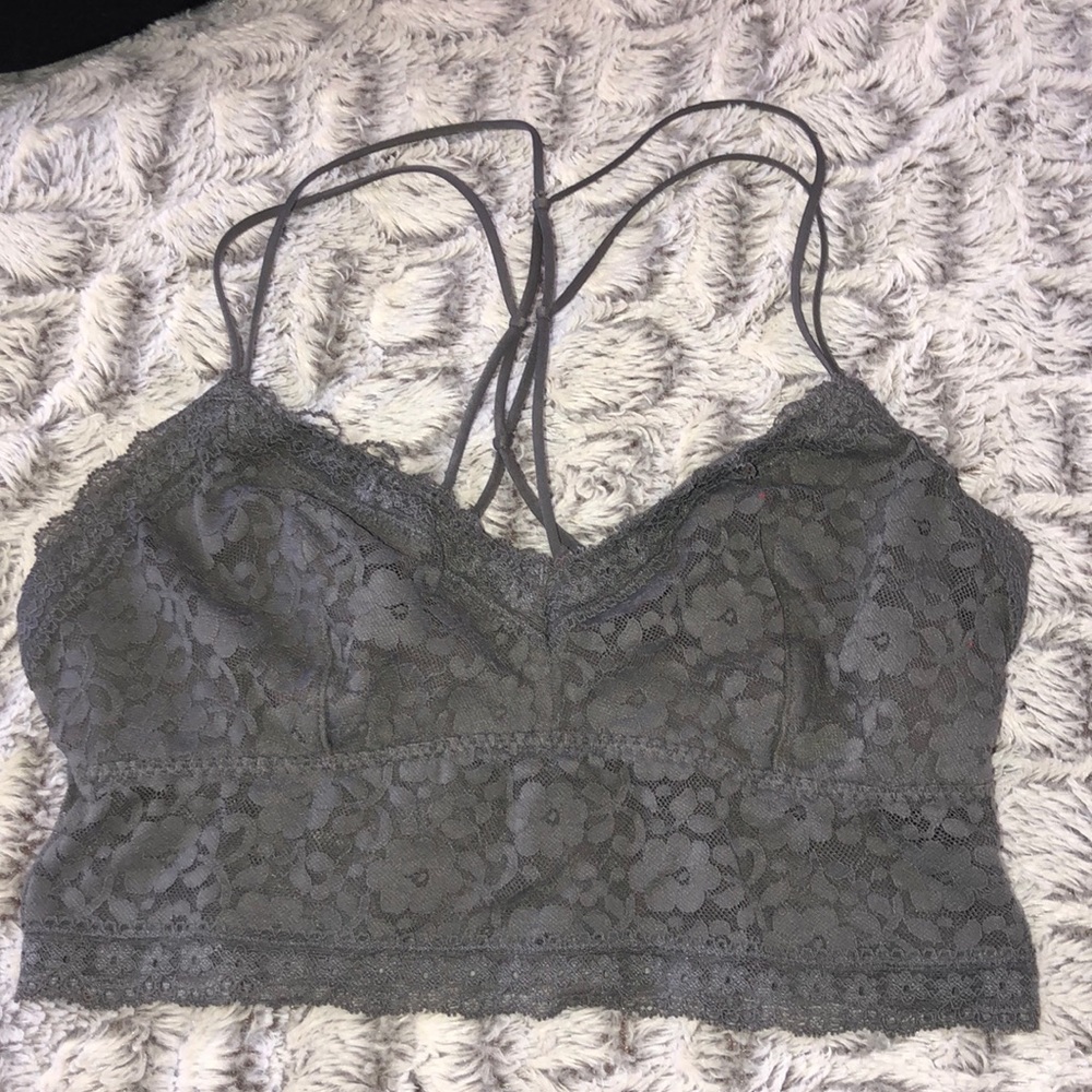 grey lace bra